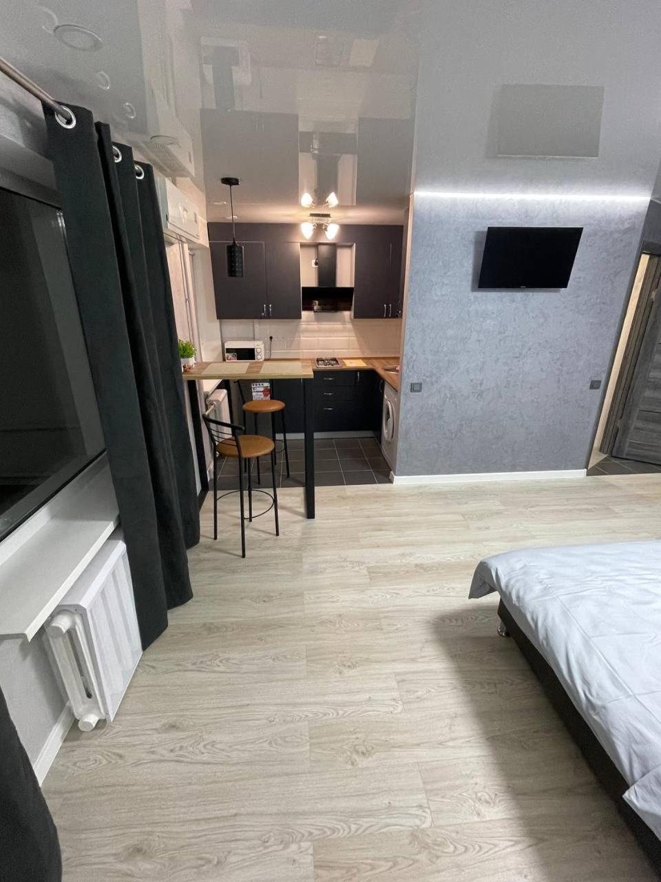 Apartcenter Вип Апартаменты В Центре Города На Гагарина Kryvy Rih Extérieur photo