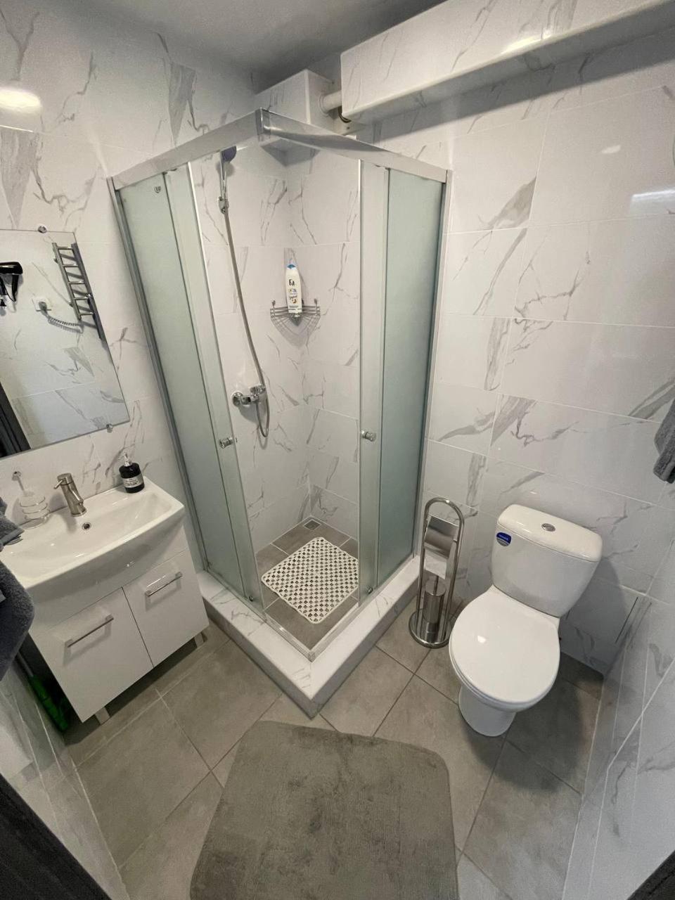 Apartcenter Вип Апартаменты В Центре Города На Гагарина Kryvy Rih Extérieur photo