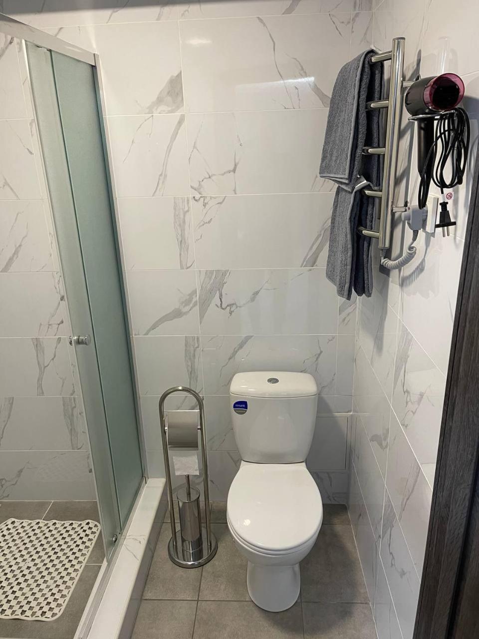 Apartcenter Вип Апартаменты В Центре Города На Гагарина Kryvy Rih Extérieur photo